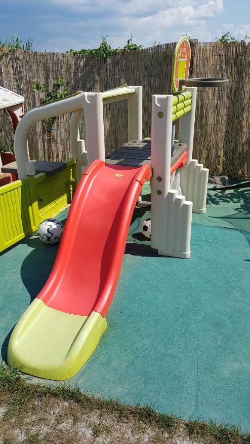 Kids' Paradise House Balatonboglár Eksteriør bilde