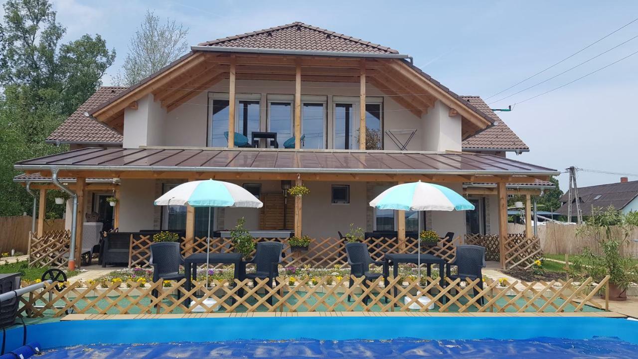 Kids' Paradise House Balatonboglár Eksteriør bilde
